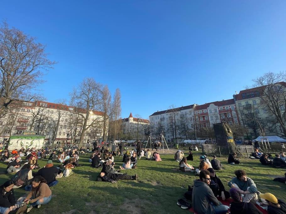 2 Zimmer Apartment Mit Parkplatz Berlin Exterior photo